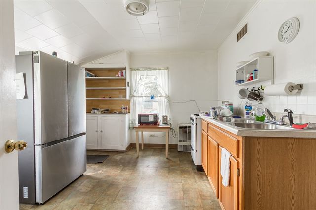 17 Mechanic Street, Seneca Falls, NY 13148