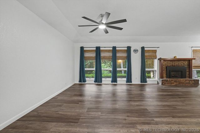 8310 S 73rd West Avenue, Tulsa, OK 74131