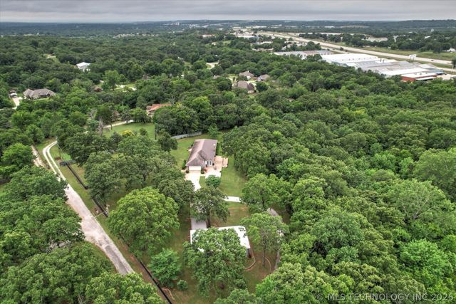 8310 S 73rd West Avenue, Tulsa, OK 74131