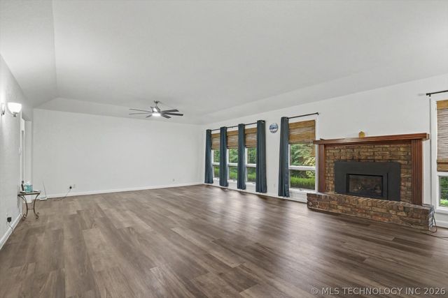 8310 S 73rd West Avenue, Tulsa, OK 74131