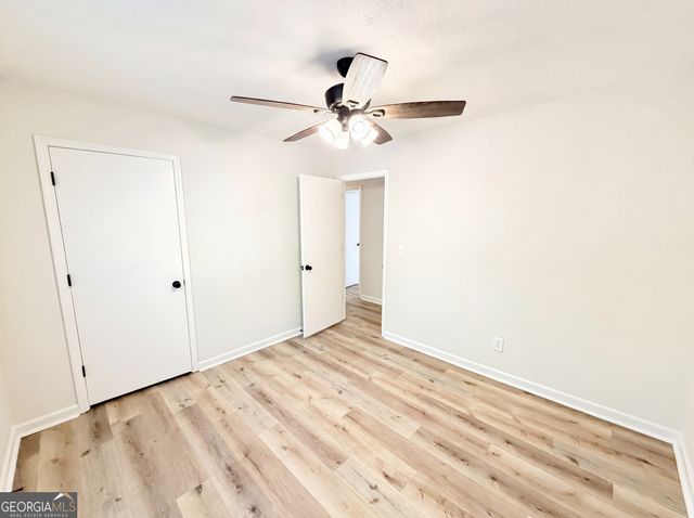 1327 Towne Harbor Trail, Woodstock, GA 30189