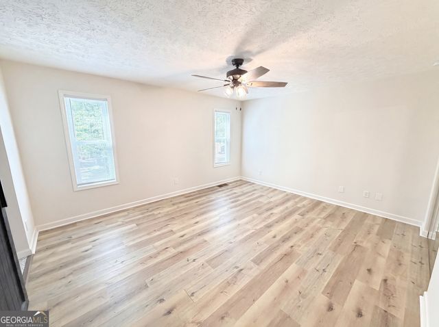 1327 Towne Harbor Trail, Woodstock, GA 30189