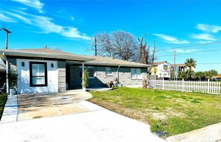1426 Harbor View Dr, Galveston, TX 77550