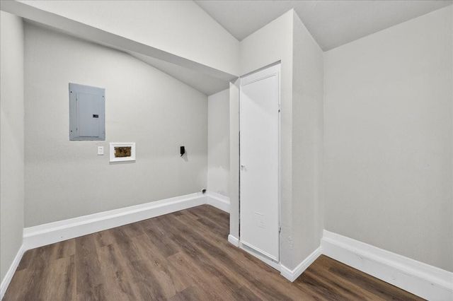 416 22nd Avenue N, Texas City, TX 77590