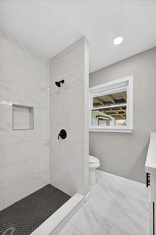 416 22nd Avenue N, Texas City, TX 77590