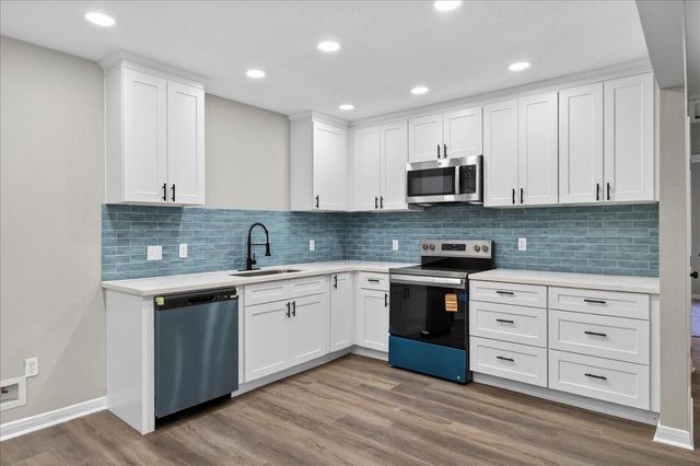 416 22nd Avenue N, Texas City, TX 77590