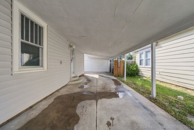 1120 S Quebec Avenue, Tulsa, OK 74112