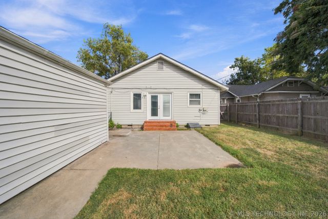 1120 S Quebec Avenue, Tulsa, OK 74112