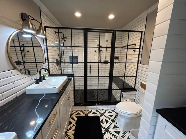8131 Huntington Ridge Court, Washington Twp, MI 48094