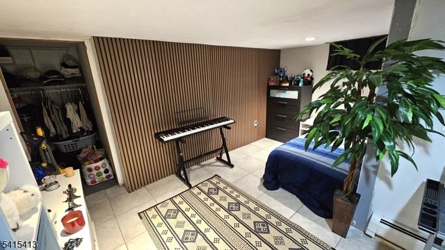 213 Vernon Ave, Paterson City, NJ 07503