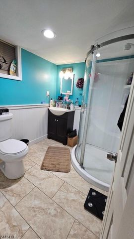 213 Vernon Ave, Paterson City, NJ 07503