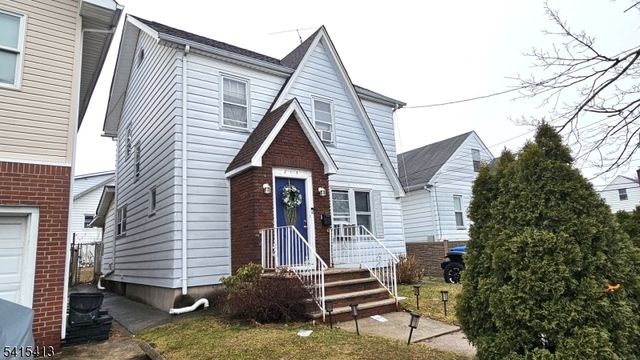213 Vernon Ave, Paterson City, NJ 07503