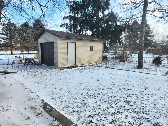 10227 Blazer Court, Machesney Park, IL 61115