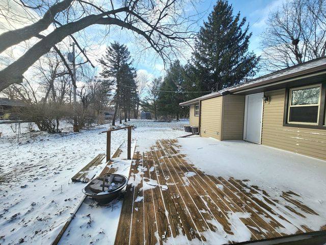 10227 Blazer Court, Machesney Park, IL 61115