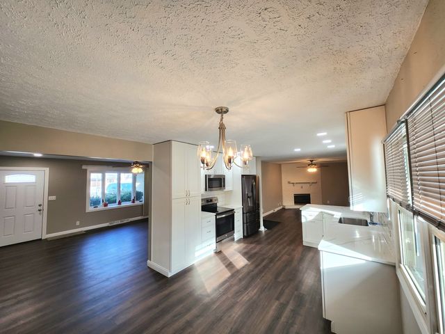 10227 Blazer Court, Machesney Park, IL 61115