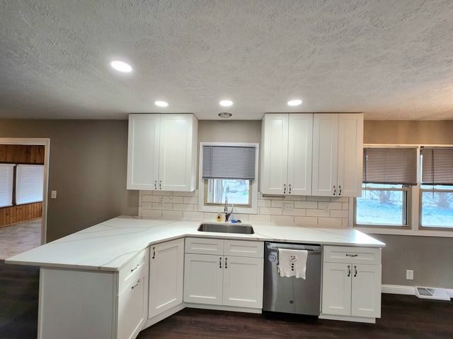 10227 Blazer Court, Machesney Park, IL 61115