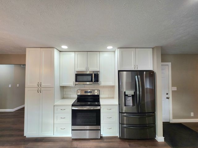 10227 Blazer Court, Machesney Park, IL 61115