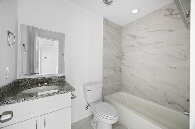 9243 Seeker Street, Houston, TX 77028