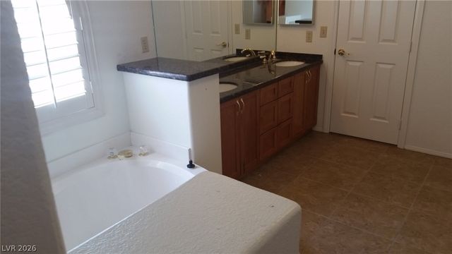 1513 WAR PAINT Drive, Henderson, NV 89014