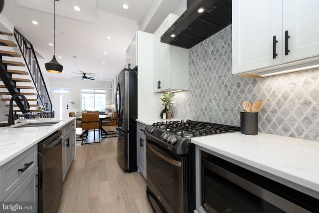 2940 W MASTER ST, Philadelphia, PA 19121