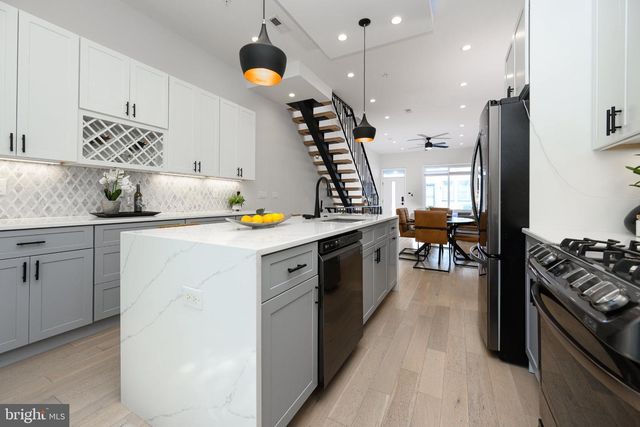 2940 W MASTER ST, Philadelphia, PA 19121
