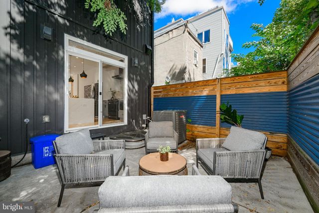 2940 W MASTER ST, Philadelphia, PA 19121