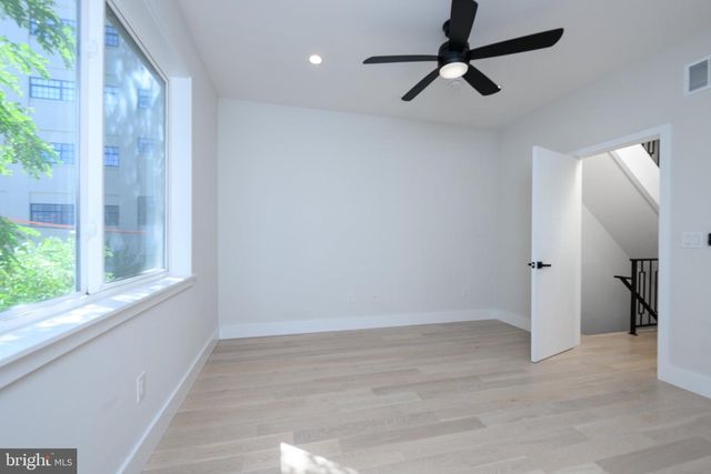 2940 W MASTER ST, Philadelphia, PA 19121