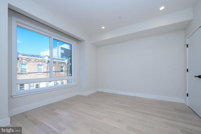 2940 W MASTER ST, Philadelphia, PA 19121
