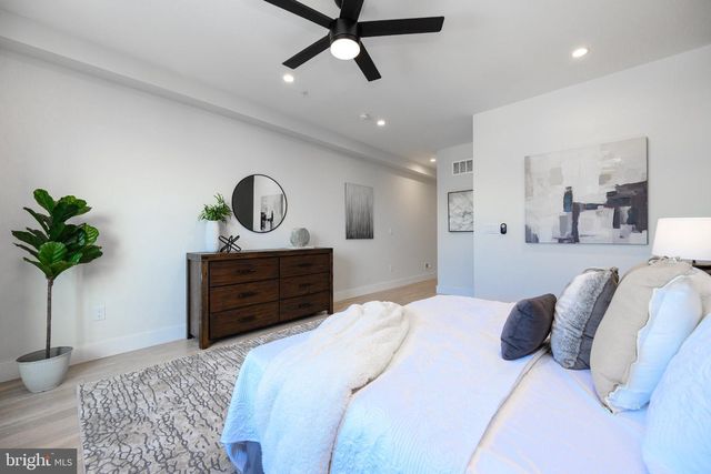 2940 W MASTER ST, Philadelphia, PA 19121