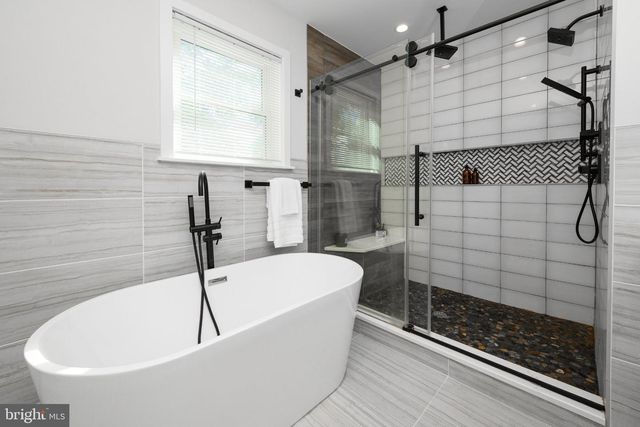 2940 W MASTER ST, Philadelphia, PA 19121