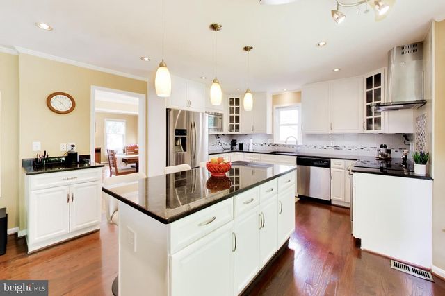 435 UPSHIRE CIR, Gaithersburg, MD 20878