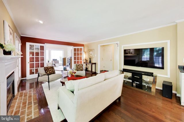435 UPSHIRE CIR, Gaithersburg, MD 20878