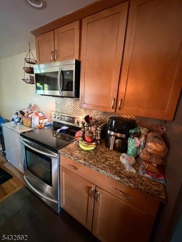 109 Shore Point N, Montague Twp., NJ 07827