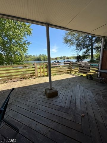 109 Shore Point N, Montague Twp., NJ 07827
