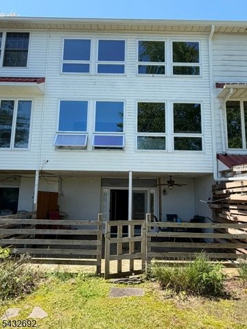 109 Shore Point N, Montague Twp., NJ 07827