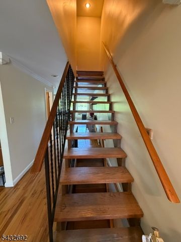 109 Shore Point N, Montague Twp., NJ 07827