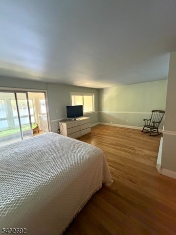 109 Shore Point N, Montague Twp., NJ 07827