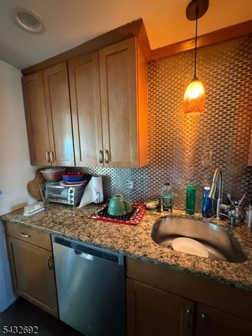 109 Shore Point N, Montague Twp., NJ 07827