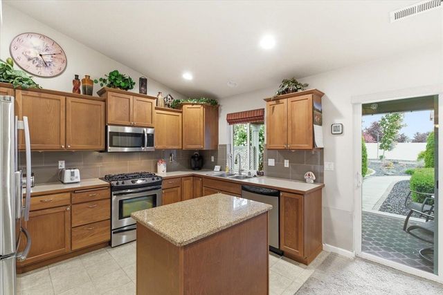 1759 N WOLFE PENN St, Liberty Lake, WA 99019