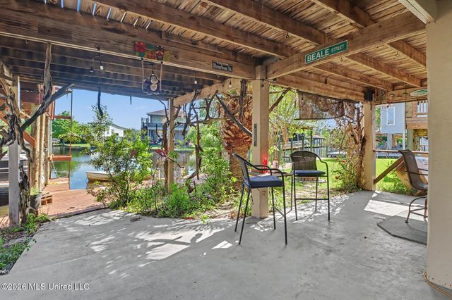 6273 Shawnee Street, Kiln, MS 39556