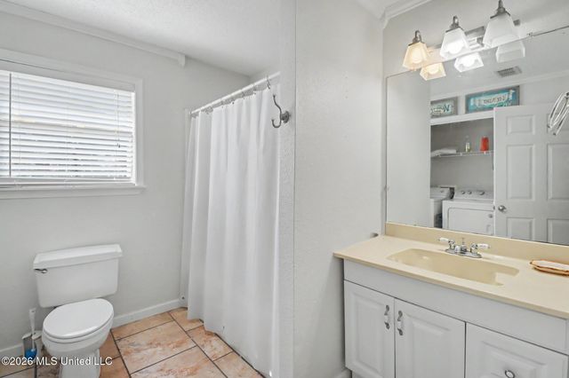6273 Shawnee Street, Kiln, MS 39556