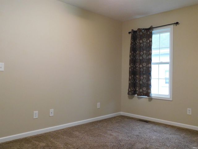 1406 Hillcrest Road, Bedford, IN 47421