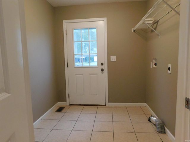 1406 Hillcrest Road, Bedford, IN 47421