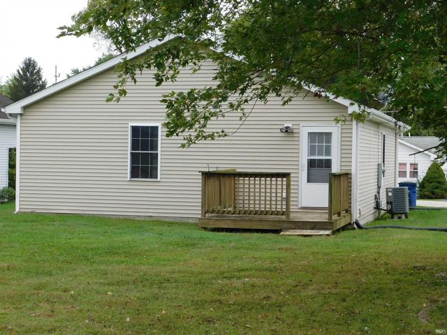 1406 Hillcrest Road, Bedford, IN 47421