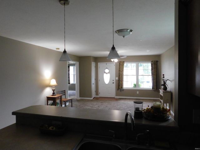 1406 Hillcrest Road, Bedford, IN 47421