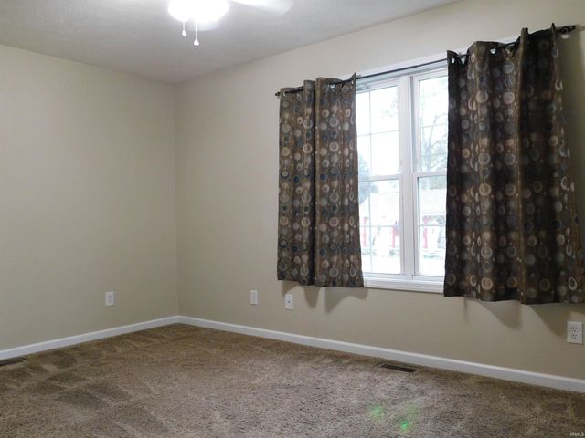 1406 Hillcrest Road, Bedford, IN 47421