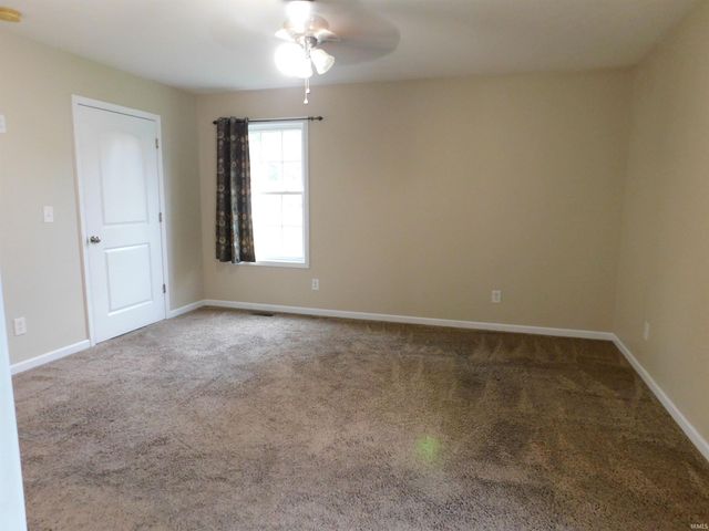 1406 Hillcrest Road, Bedford, IN 47421