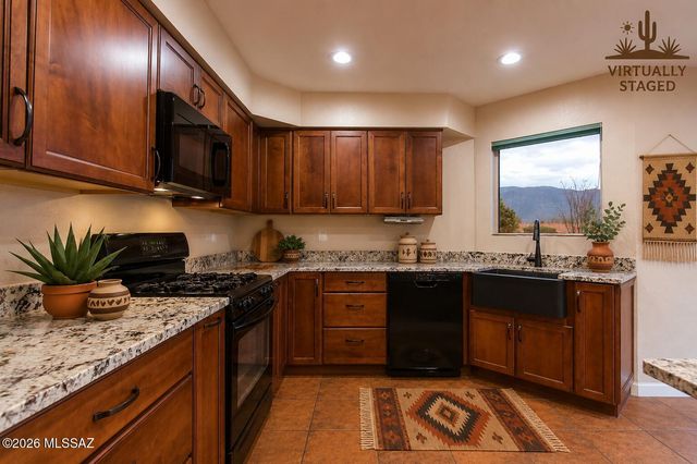 1176 E Rising Sun Drive, Oro Valley, AZ 85755