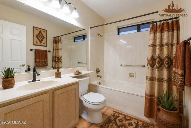 1176 E Rising Sun Drive, Oro Valley, AZ 85755