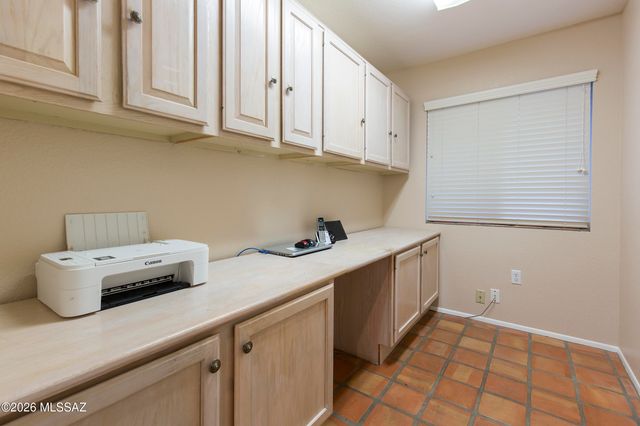 1176 E Rising Sun Drive, Oro Valley, AZ 85755